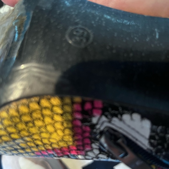 Size 39 multi-colored faux snake skin knee high boots - Picture 10 of 11